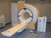 写真：1.5T MRI装置(Siemens社 Magnetom Sonata) 